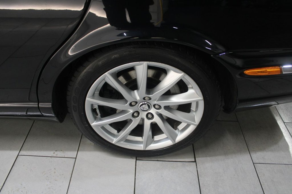 Used Jaguar XJ 2007 for sale - 77188251: Photo 28