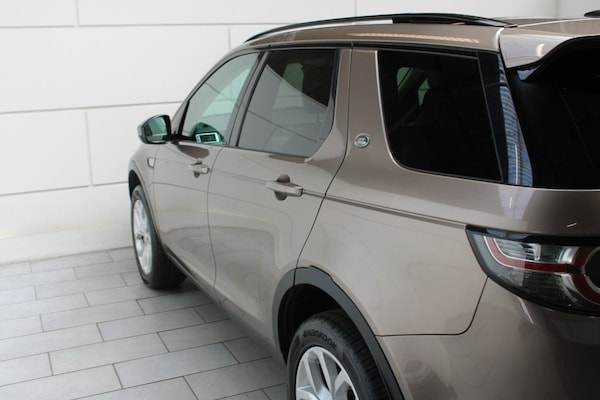 Used Land Rover Discovery Sport 2015 for sale - 74685231: Photo 12