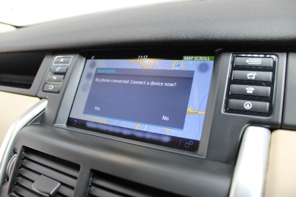 Used Land Rover Discovery Sport 2015 for sale - 74685231: Photo 32