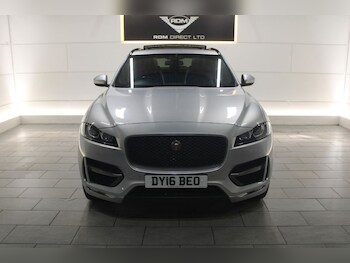 Used Jaguar F-Pace 2016 for sale - 76962414: Photo