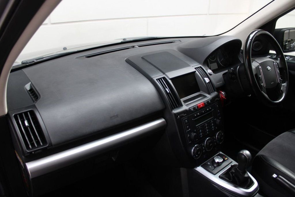 Used Land Rover Freelander 2011 for sale - 76909872: Photo 33