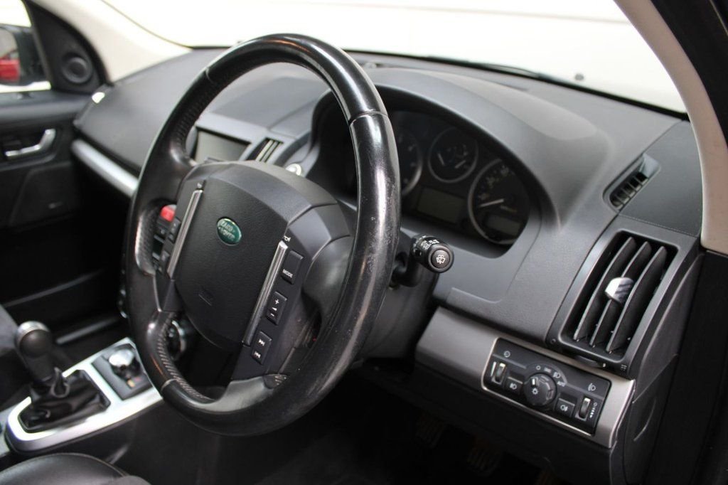 Used Land Rover Freelander 2011 for sale - 76909872: Photo 36