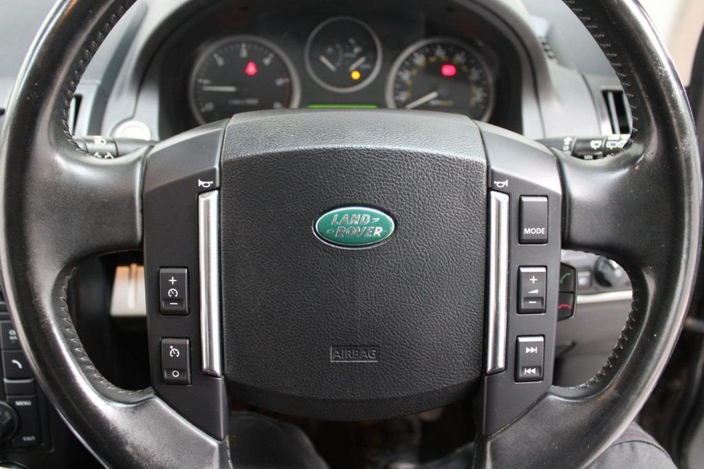 Used Land Rover Freelander 2011 for sale - 76909872: Photo 37