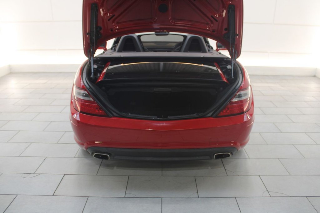 Used Mercedes-Benz SLK 2013 for sale - 75911190: Photo 22