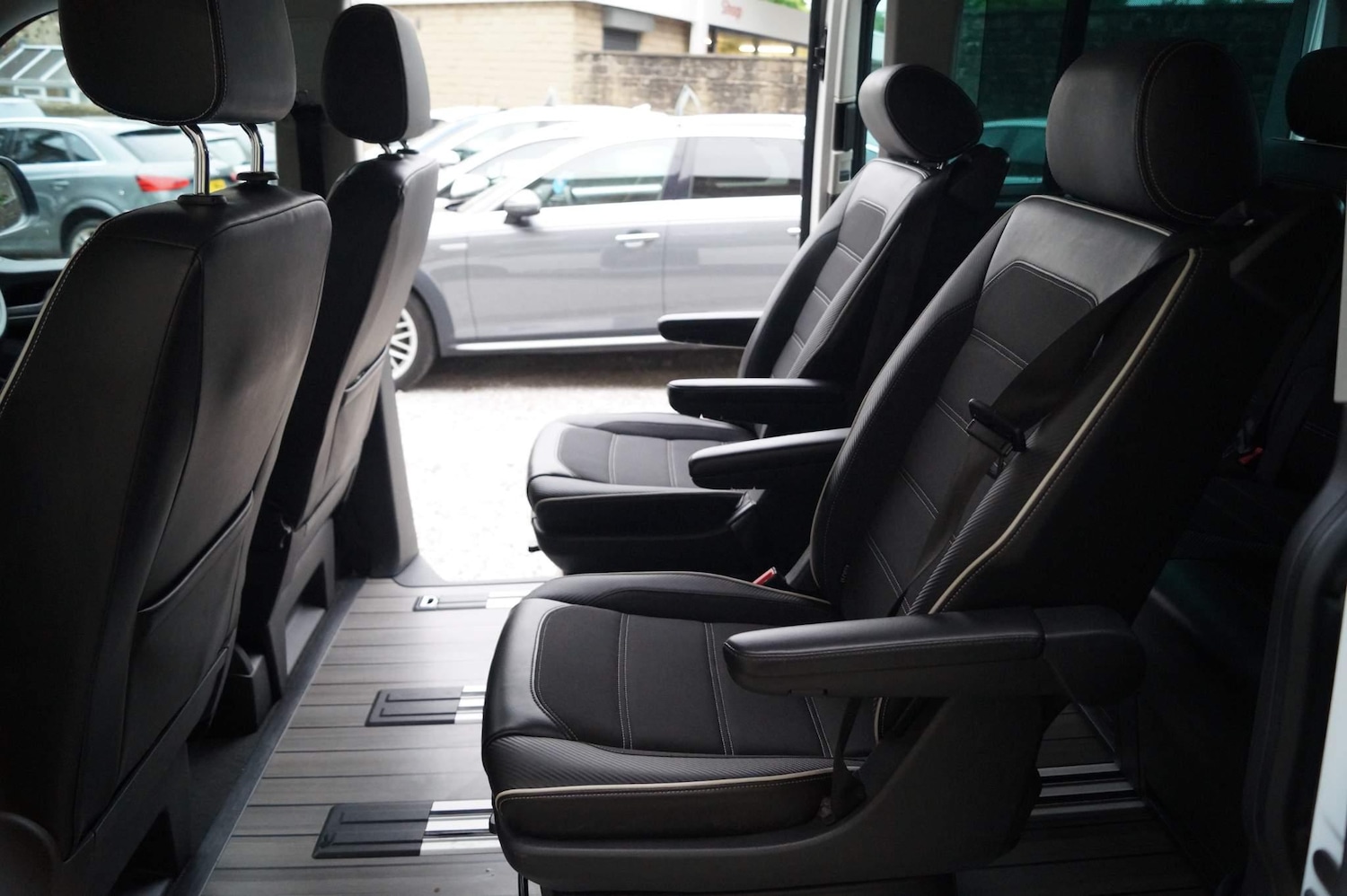 Used Volkswagen Caravelle 2024 for sale - 73435511: Photo 54