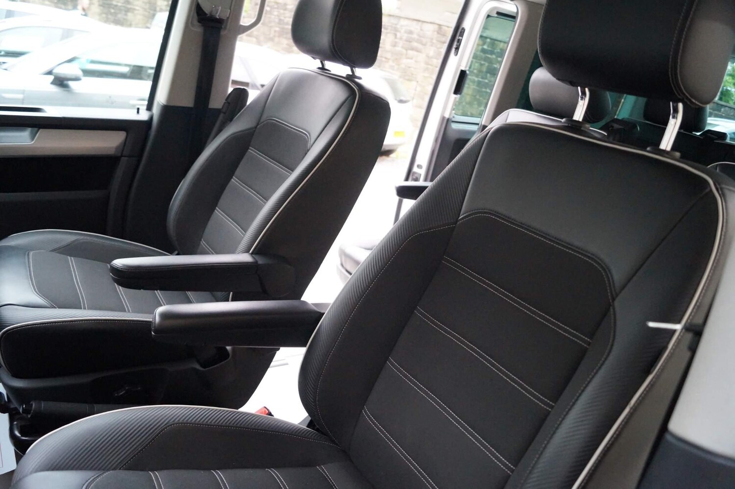 Used Volkswagen Caravelle 2024 for sale - 73435511: Photo 56