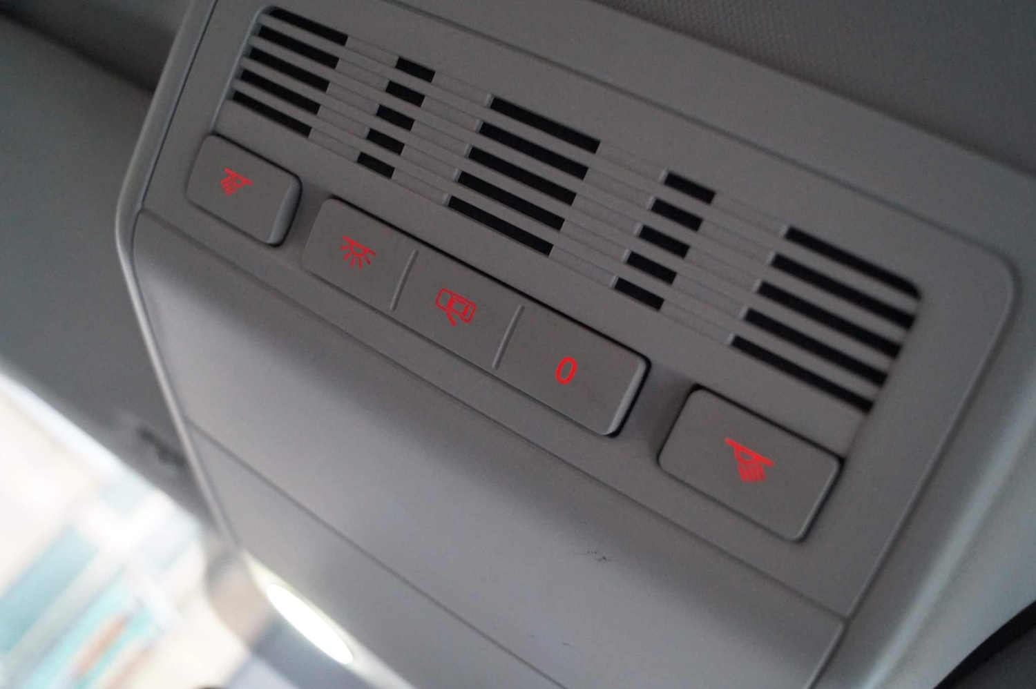 Used Volkswagen Caravelle 2024 for sale - 73435511: Photo 65