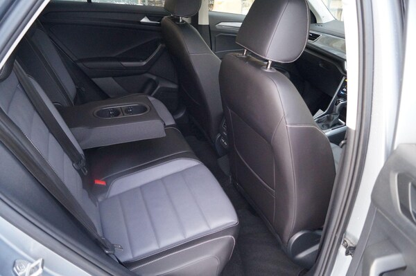 Used Volkswagen T-Roc 2023 for sale - 73458339: Photo 12