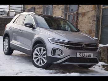 Used Volkswagen T-Roc 2023 for sale - 73458339: Photo
