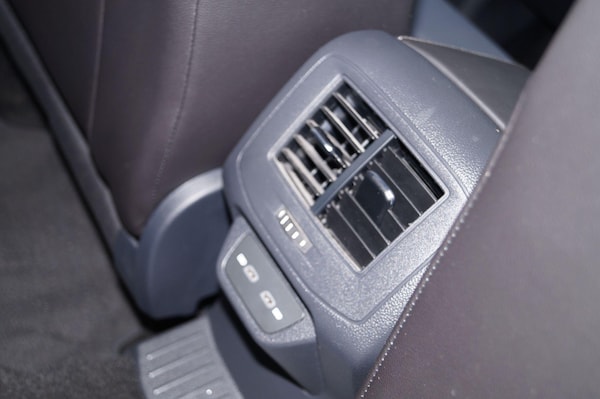 Used Volkswagen T-Roc 2023 for sale - 73458339: Photo 42
