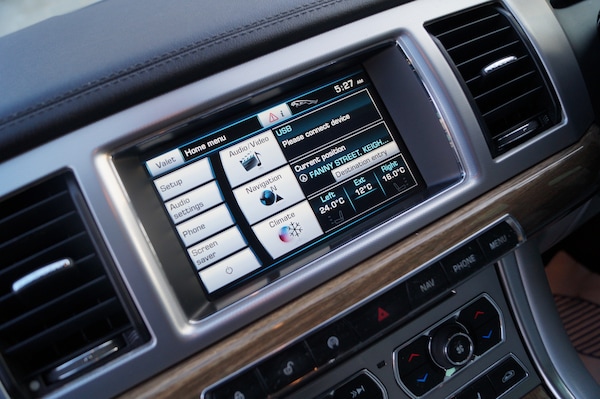 Used Jaguar XF 2013 for sale - 74238870: Photo 18