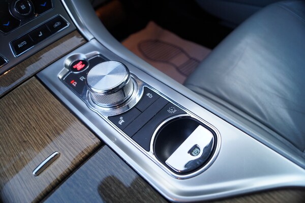 Used Jaguar XF 2013 for sale - 74238870: Photo 20