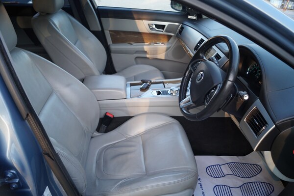 Used Jaguar XF 2013 for sale - 74238870: Photo 30