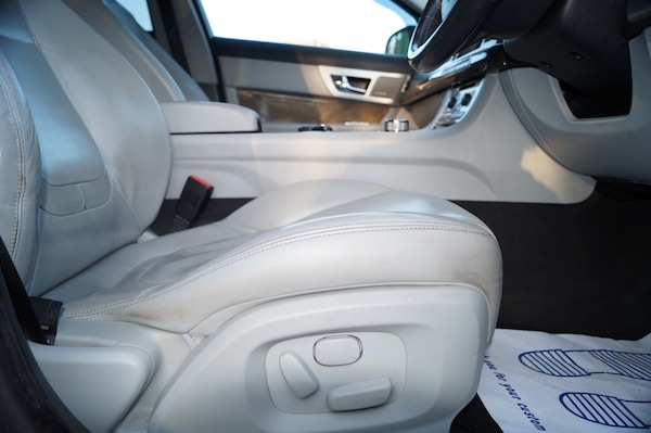 Used Jaguar XF 2013 for sale - 74238870: Photo 31