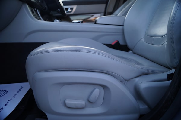 Used Jaguar XF 2013 for sale - 74238870: Photo 43