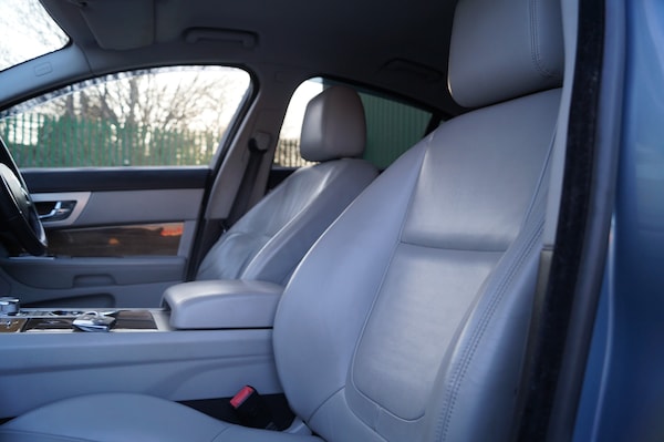 Used Jaguar XF 2013 for sale - 74238870: Photo 44