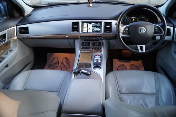 Used Jaguar XF 2013 for sale - 74238870: Photo 47