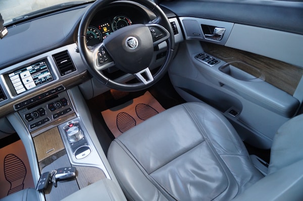 Used Jaguar XF 2013 for sale - 74238870: Photo 53