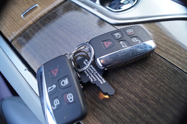 Used Jaguar XF 2013 for sale - 74238870: Photo 60
