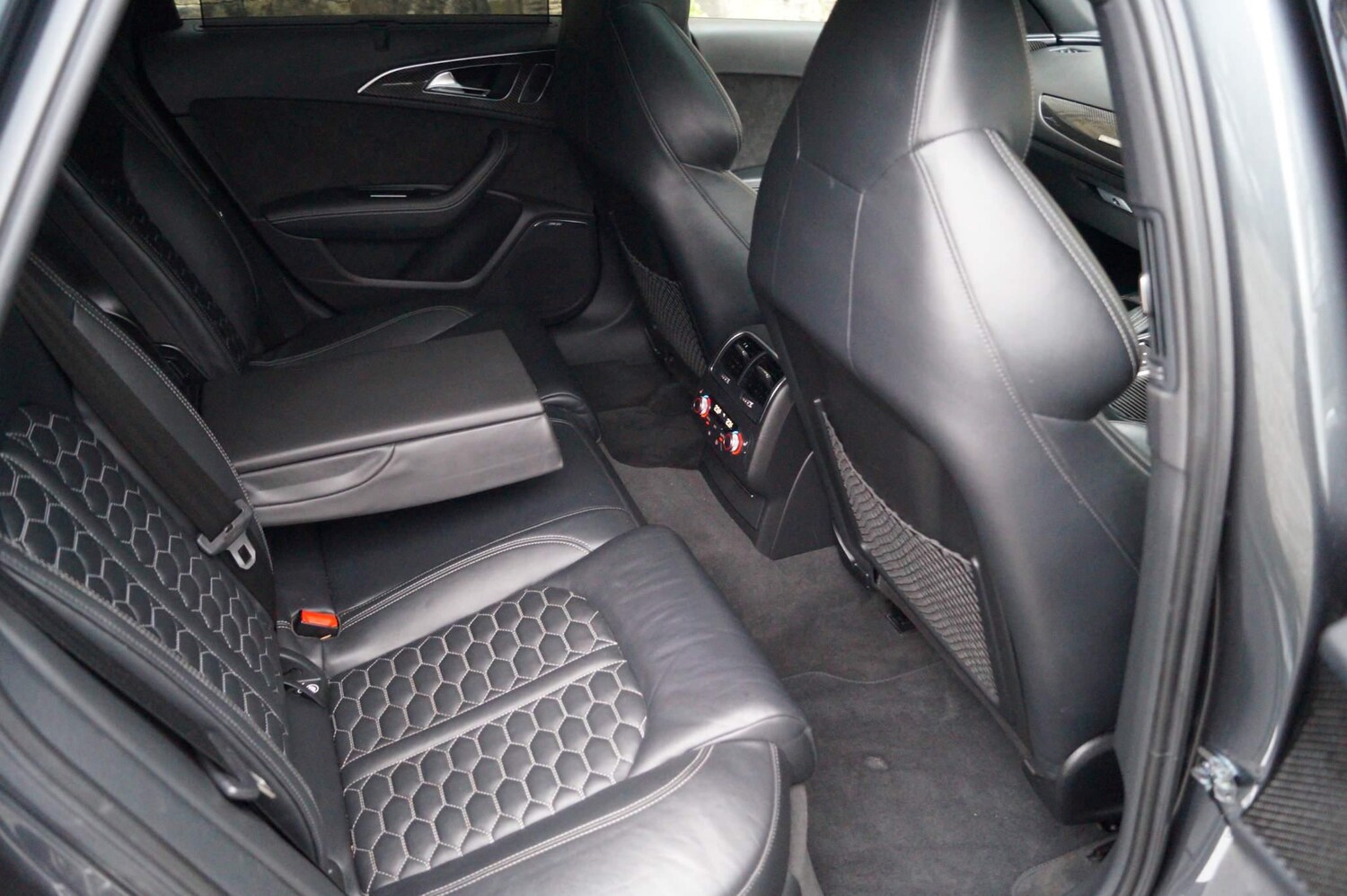 Used Audi RS6 Avant 2015 for sale - 73435583: Photo 62