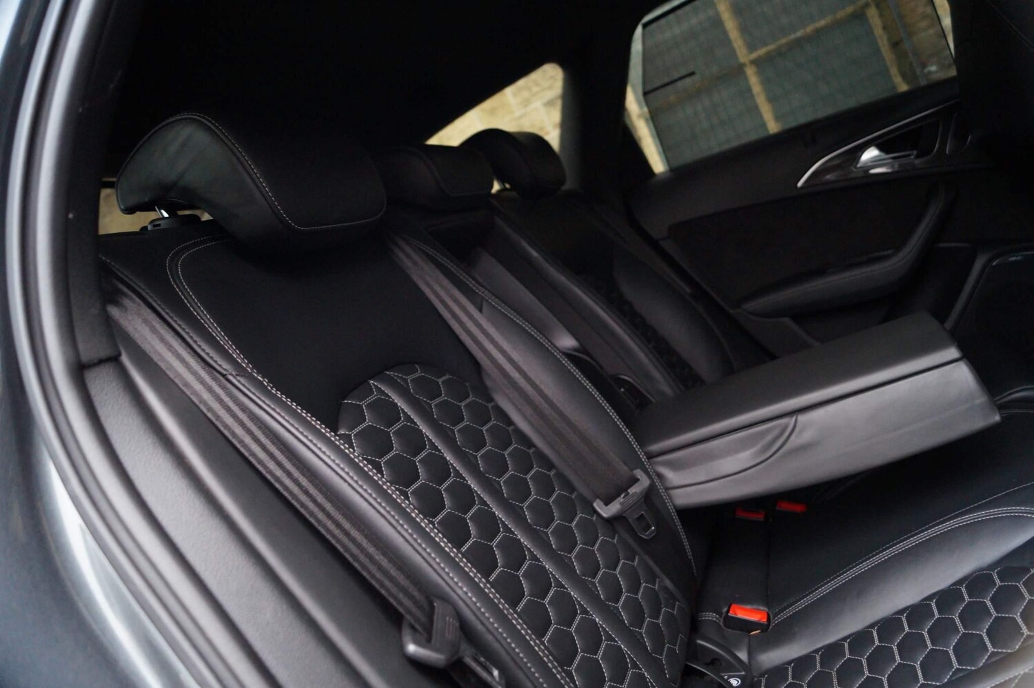 Used Audi RS6 Avant 2015 for sale - 73435583: Photo 65