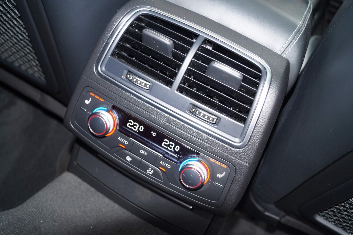 Used Audi RS6 Avant 2015 for sale - 73435583: Photo 74