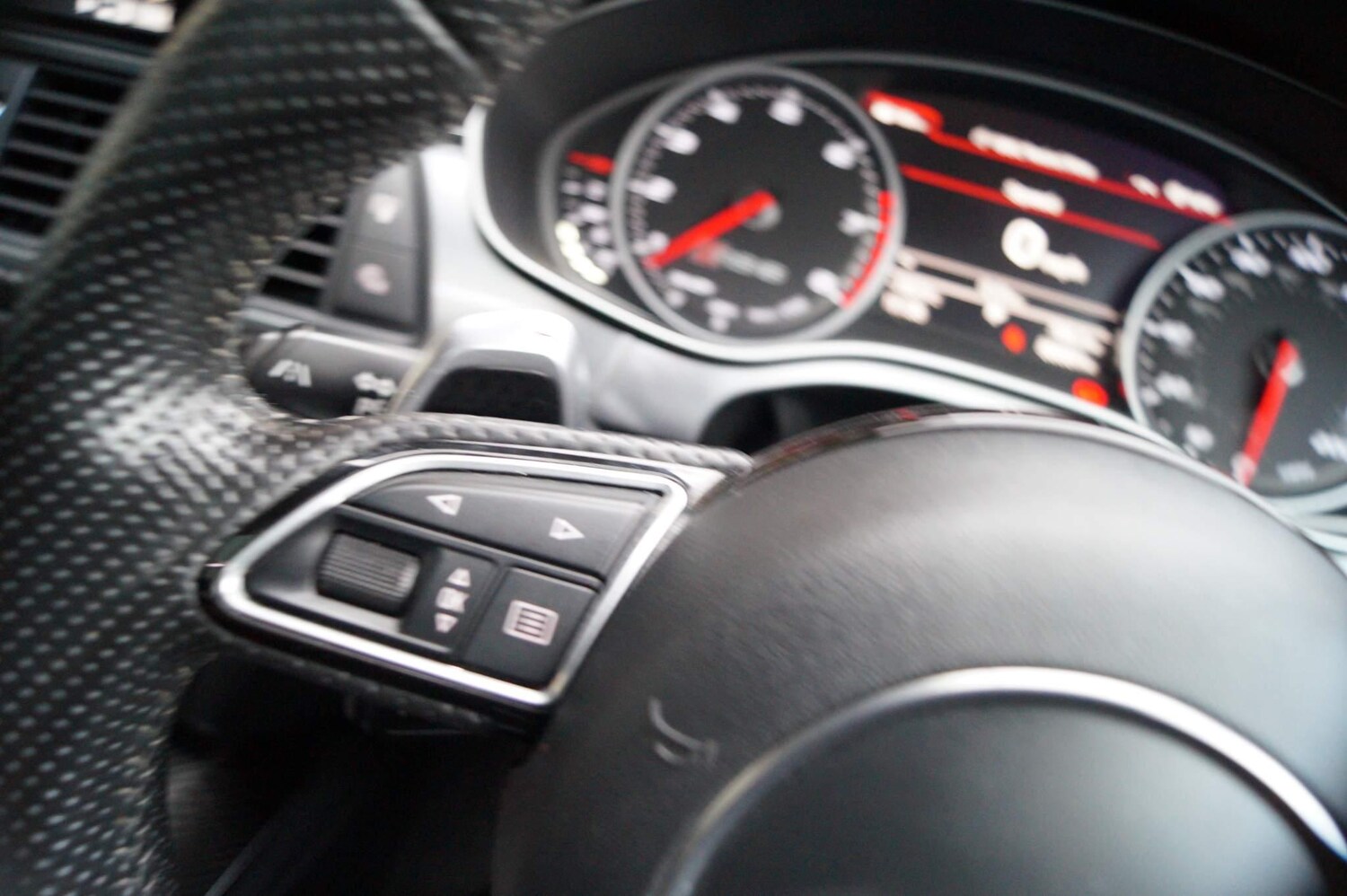 Used Audi RS6 Avant 2015 for sale - 73435583: Photo 81