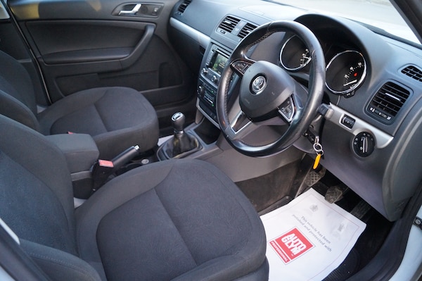 Used Skoda Yeti 2015 for sale - 74238837: Photo 31