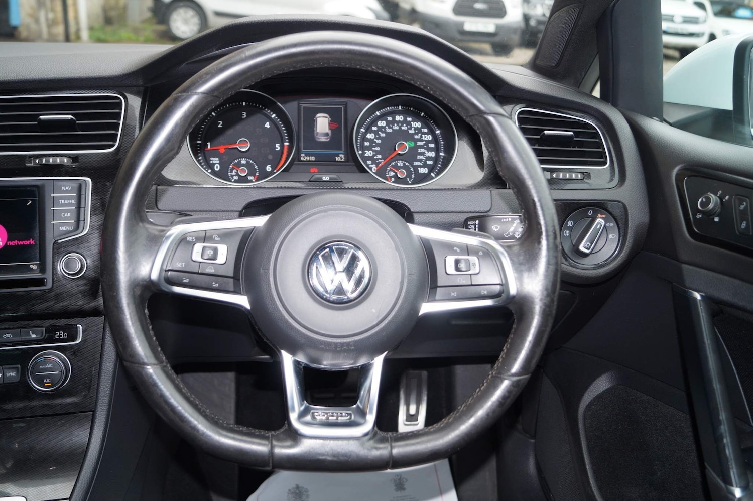 Used Volkswagen Golf 2016 for sale - 73435612: Photo 64