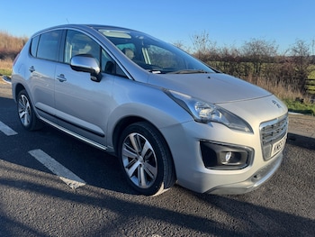 Used Peugeot 3008 2015 for sale - 77723107: Photo