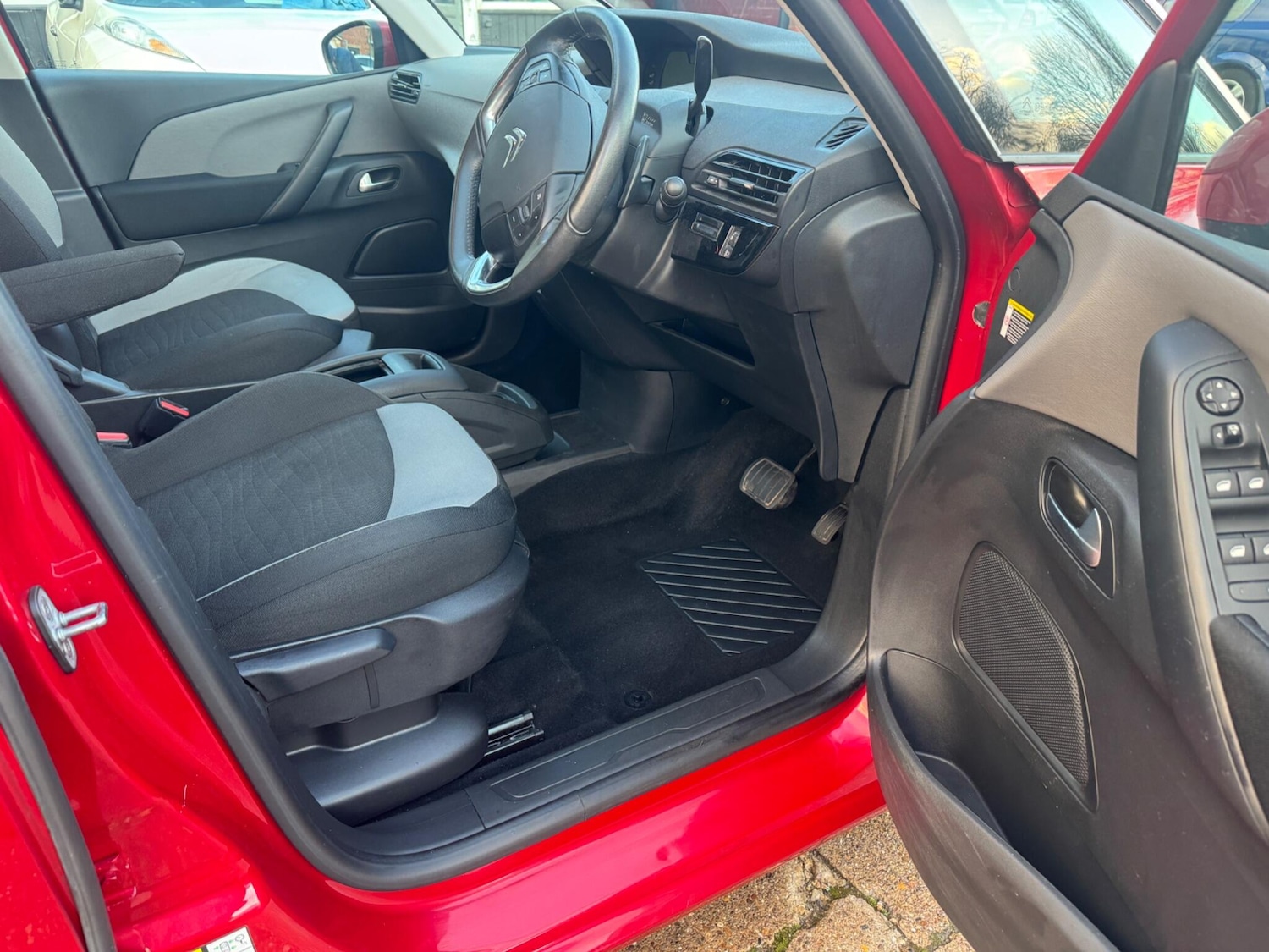 Used Citroen C4 Picasso for sale - 77683553: Photo 11