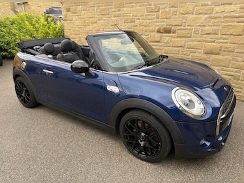 Used MINI Convertible 2016 for sale - 78934657: Photo