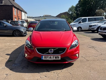 Used Volvo V40 2014 for sale - 79039335: Photo