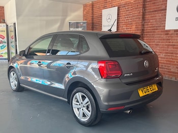 Used Volkswagen Polo 2016 for sale - 79634313: Photo
