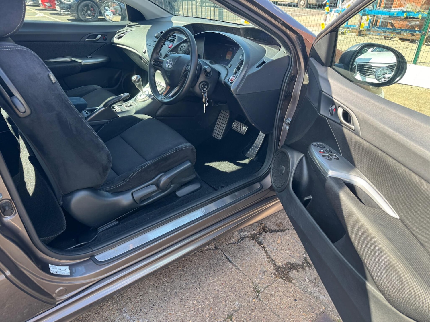 Used Honda Civic 2011 for sale - 78115253: Photo 23