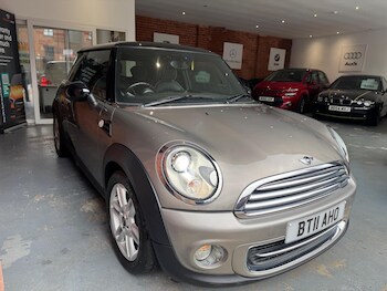 Used MINI Hatch 2011 for sale - 77704738: Photo