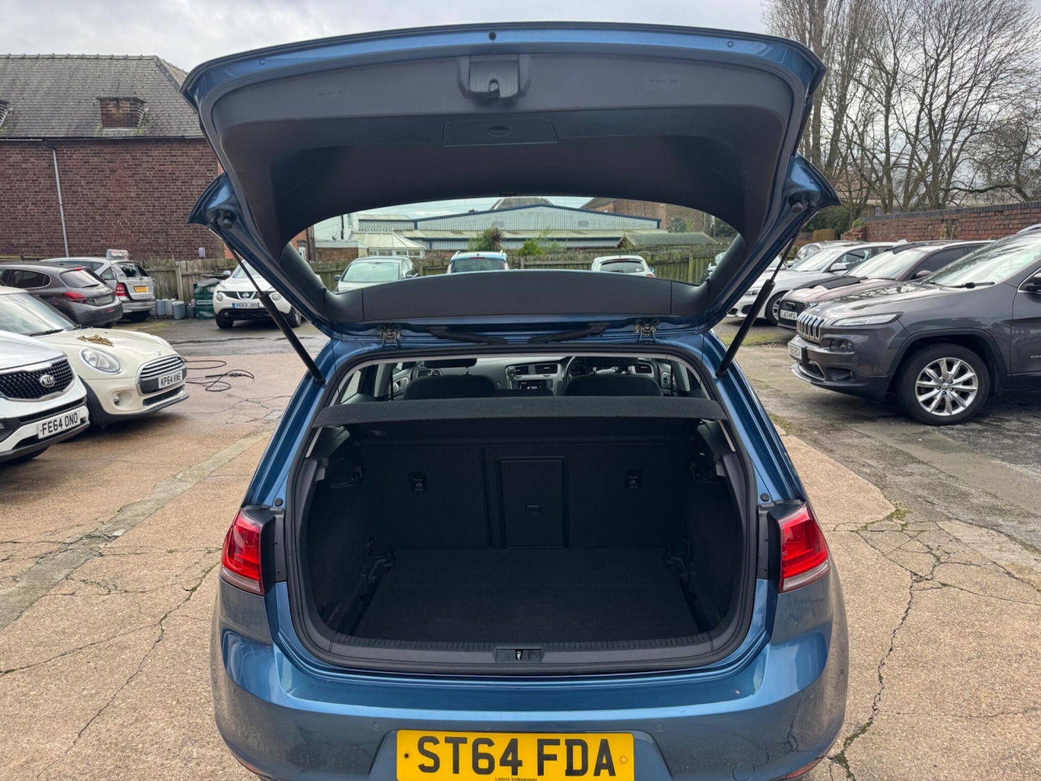 Used Volkswagen Golf 2014 for sale - 77709612: Photo 42