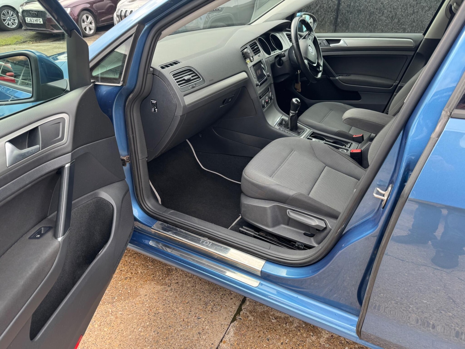 Used Volkswagen Golf 2014 for sale - 77709612: Photo 45