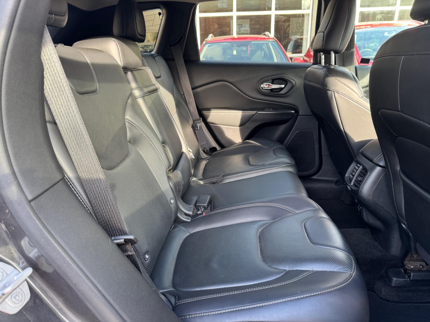 Used Jeep Cherokee 2015 for sale - 77683298: Photo 18