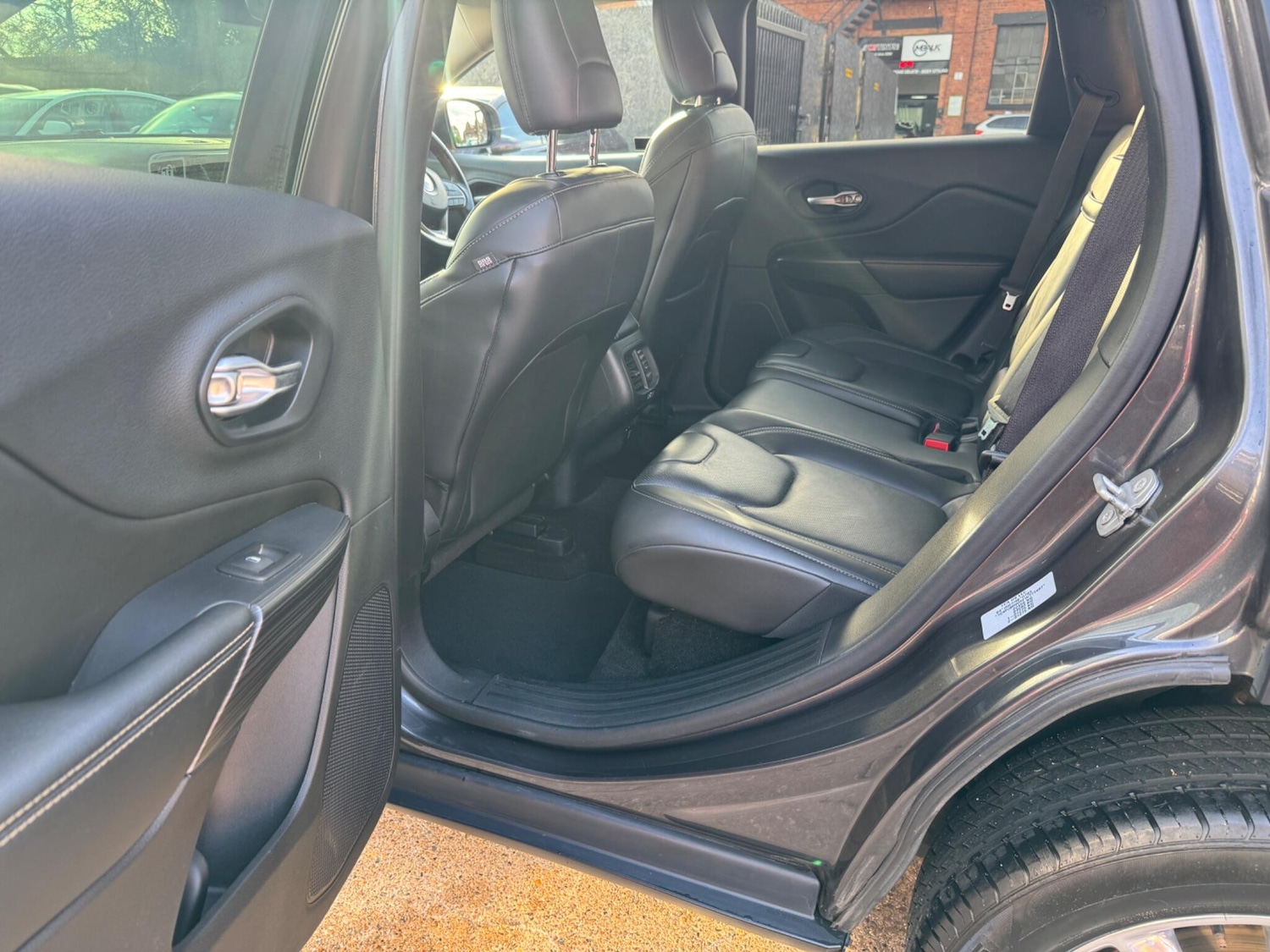 Used Jeep Cherokee 2015 for sale - 77683298: Photo 19