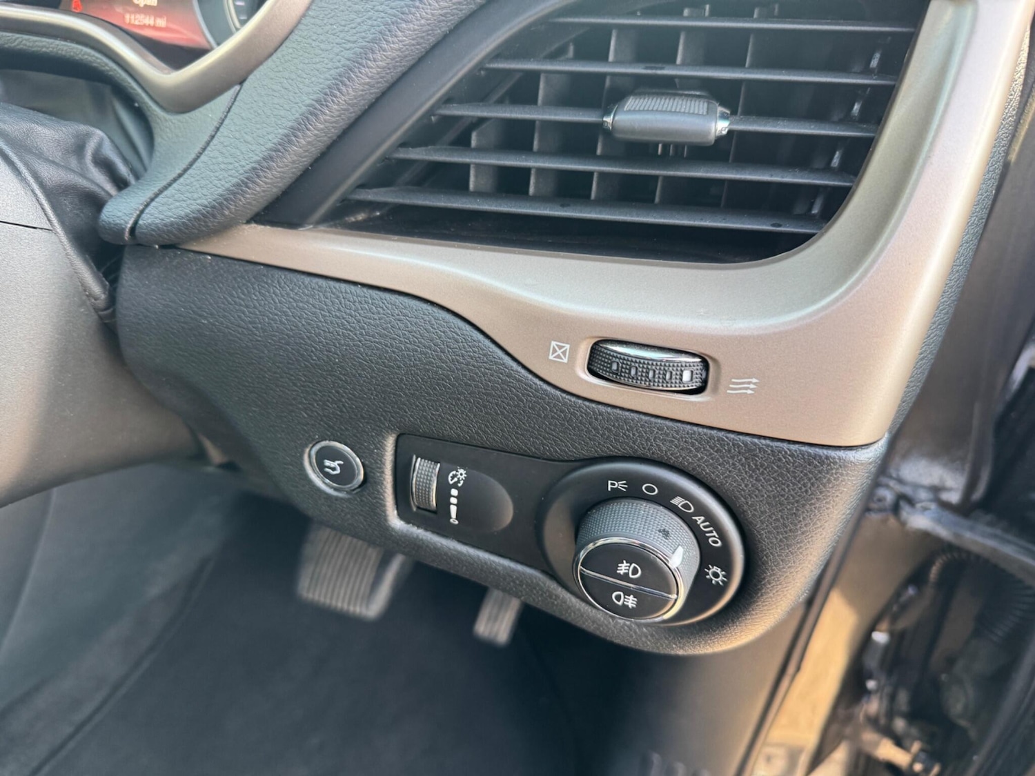 Used Jeep Cherokee 2015 for sale - 77683298: Photo 21