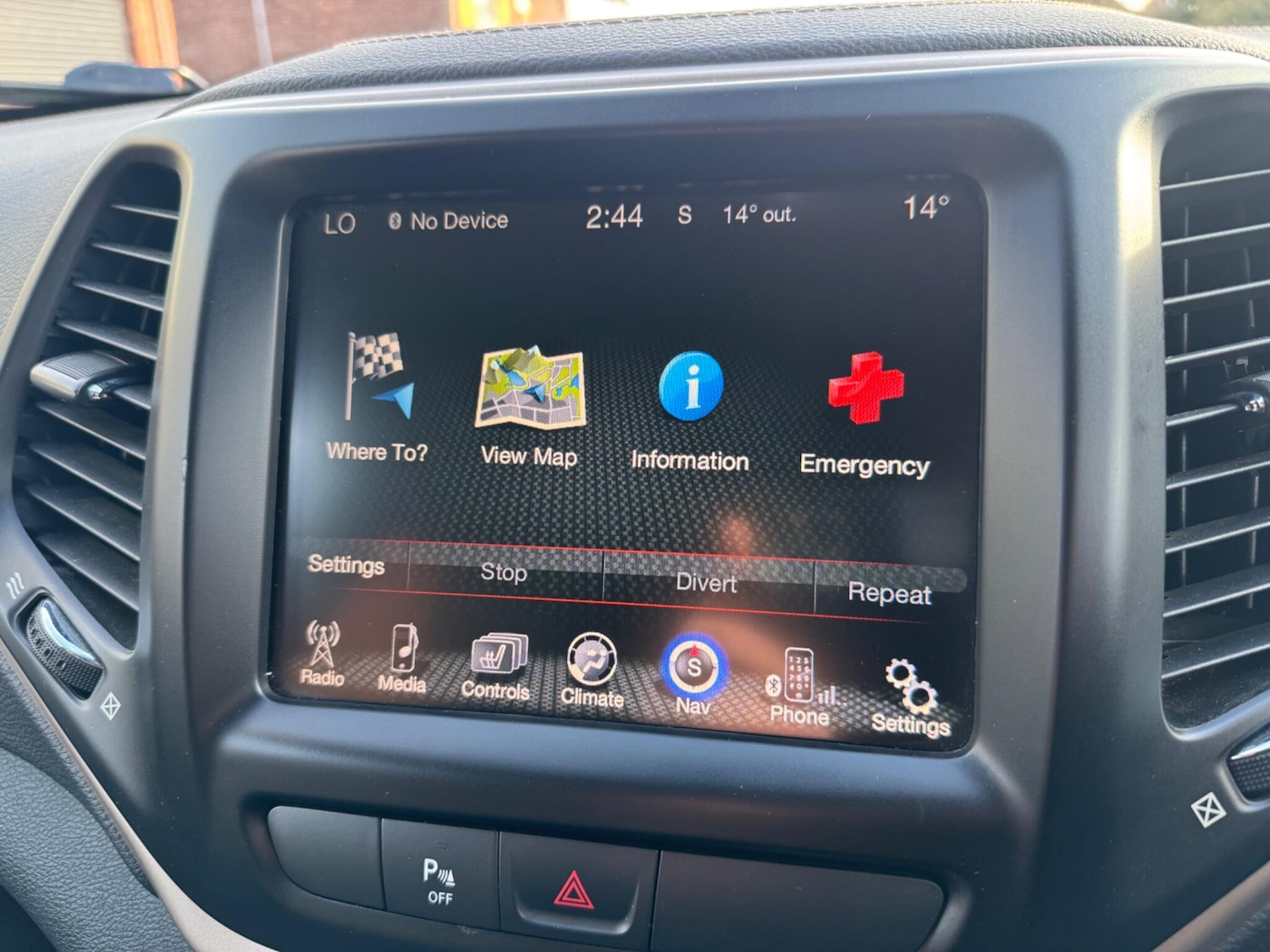 Used Jeep Cherokee 2015 for sale - 77683298: Photo 31