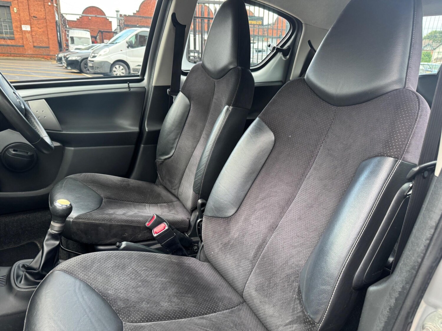 Used Toyota AYGO for sale - 77683829: Photo 24