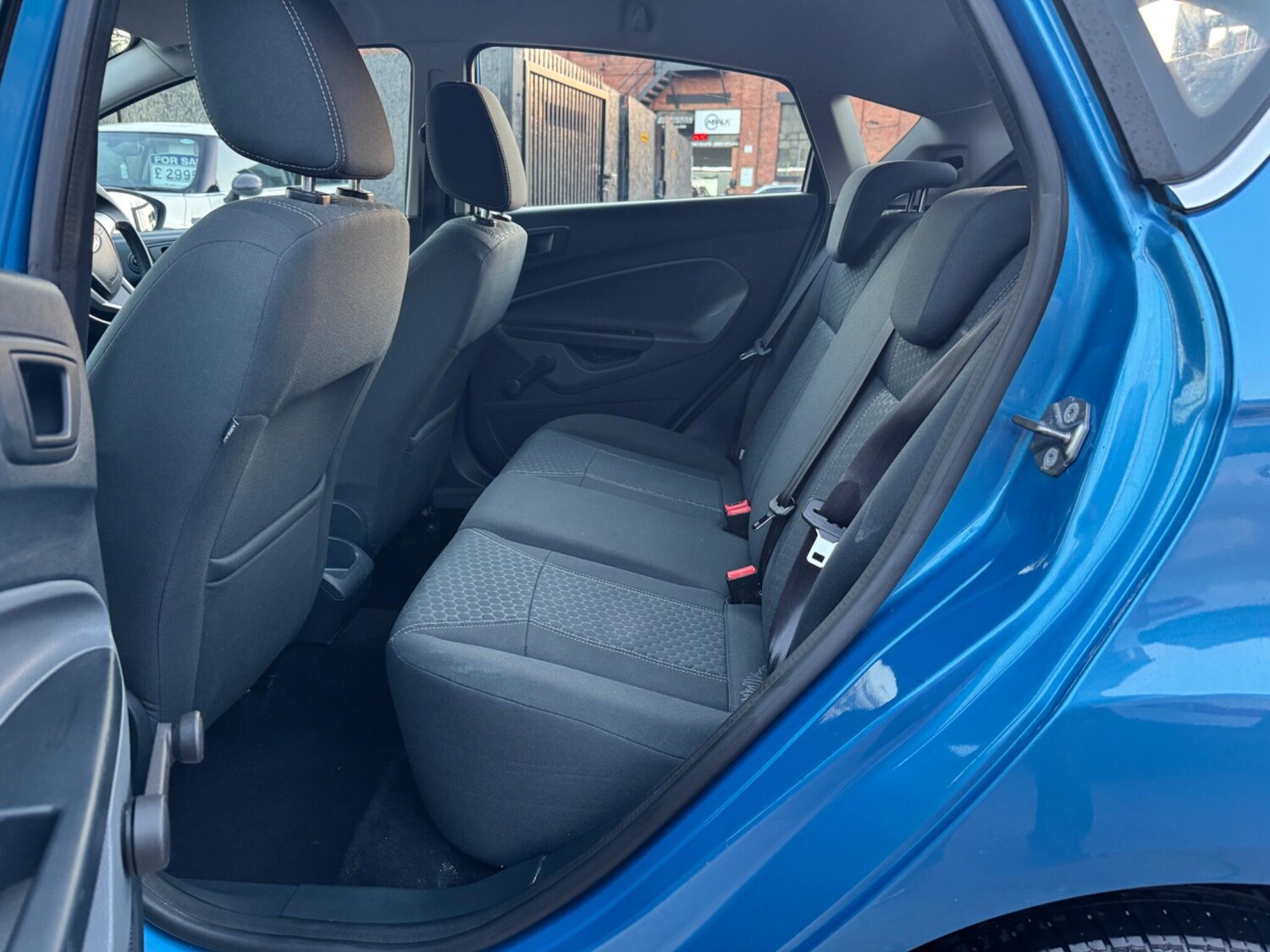 Used Ford Fiesta 2010 for sale - 77940203: Photo 12