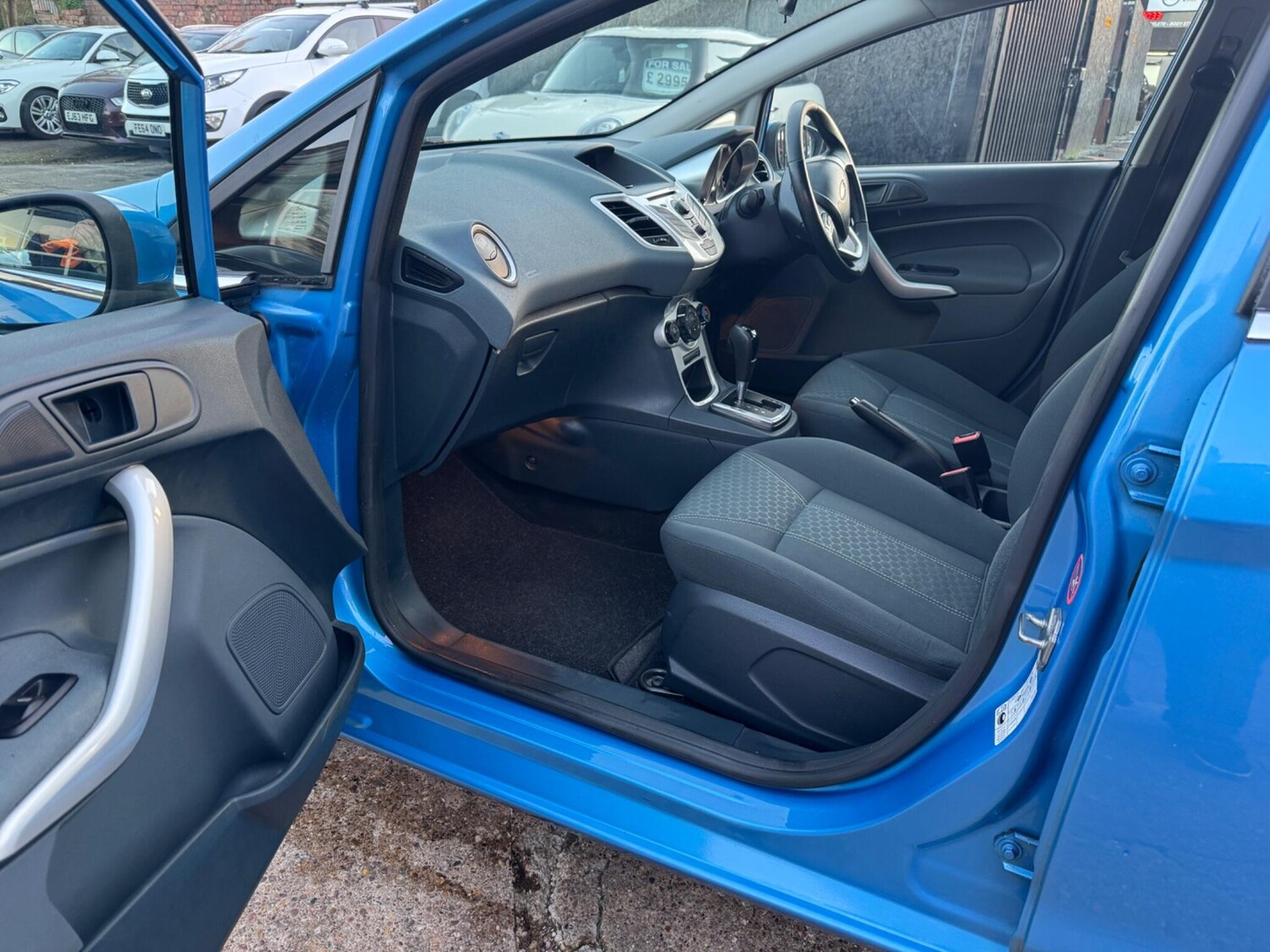 Used Ford Fiesta 2010 for sale - 77940203: Photo 13