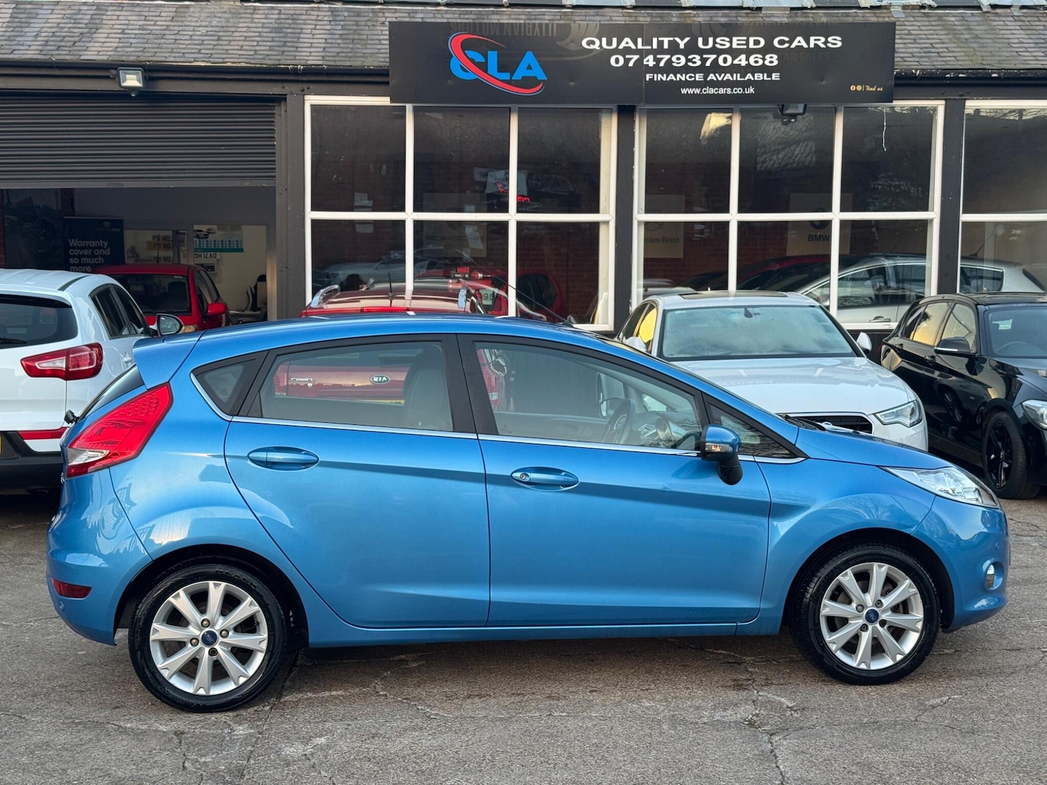 Used Ford Fiesta 2010 for sale - 77940203: Photo 2