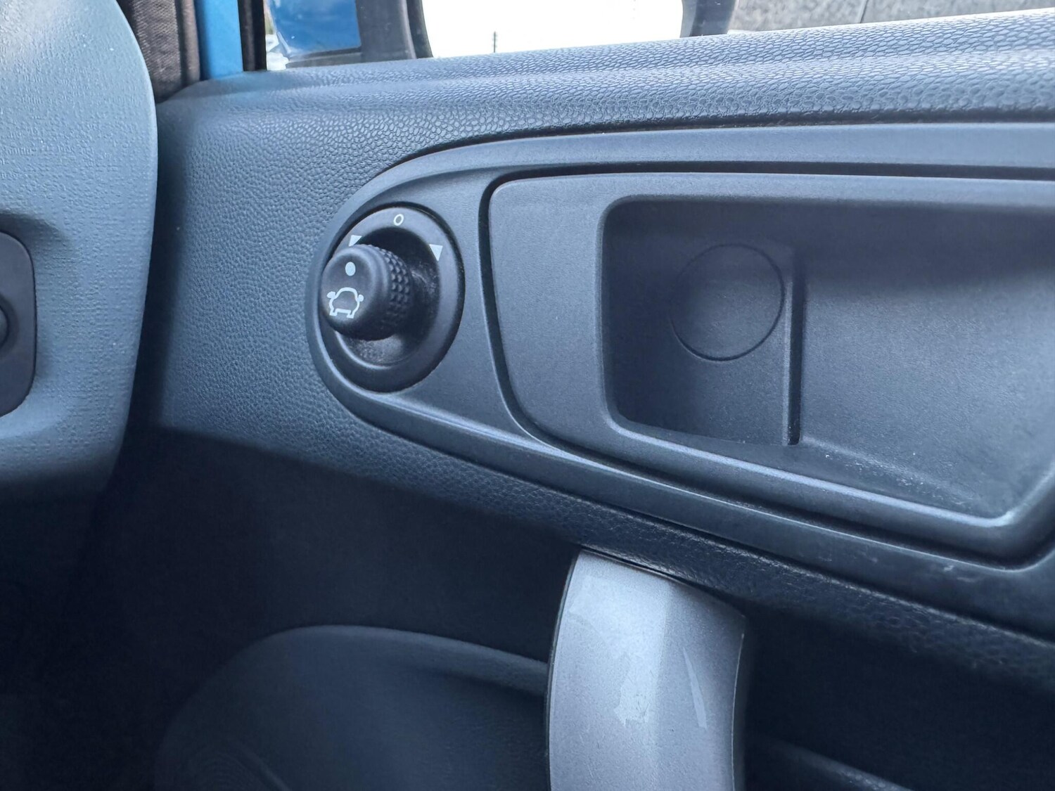 Used Ford Fiesta 2010 for sale - 77940203: Photo 21