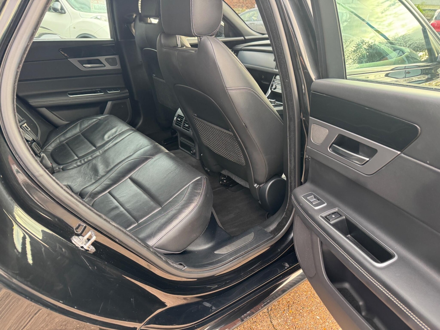 Used Jaguar XF 2017 for sale - 77738145: Photo 18