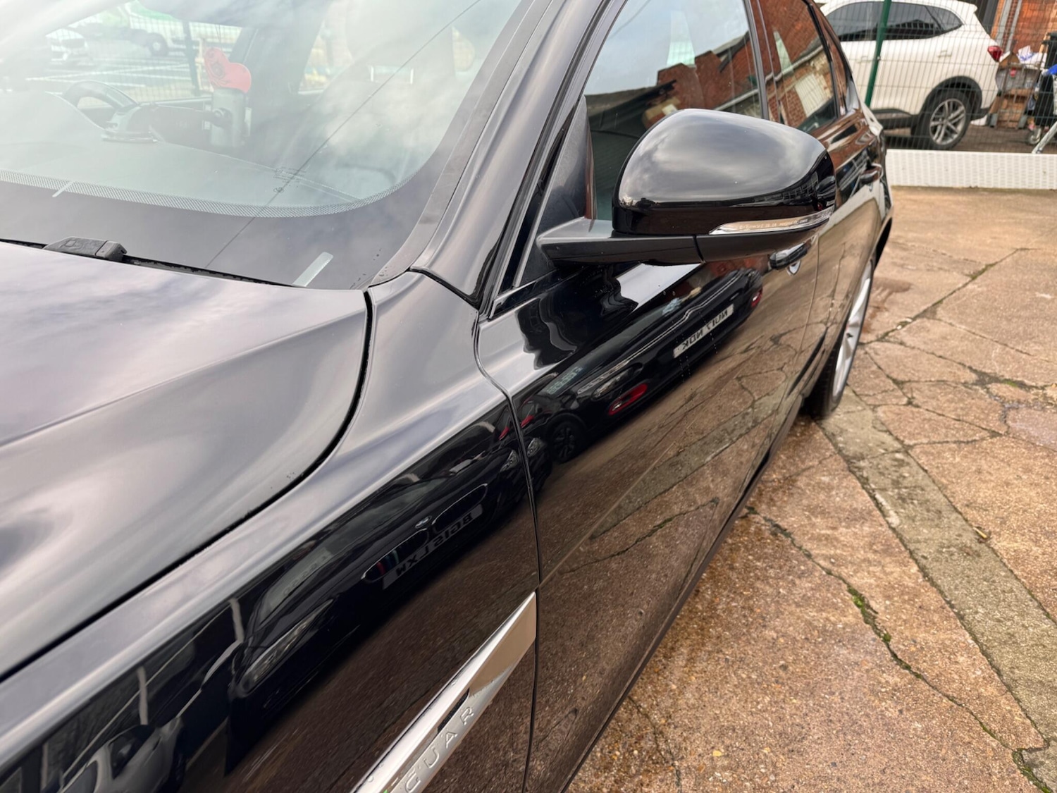 Used Jaguar XF 2017 for sale - 77738145: Photo 9