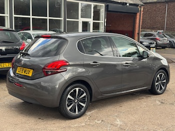 Used Peugeot 208 2019 for sale - 78833806: Photo